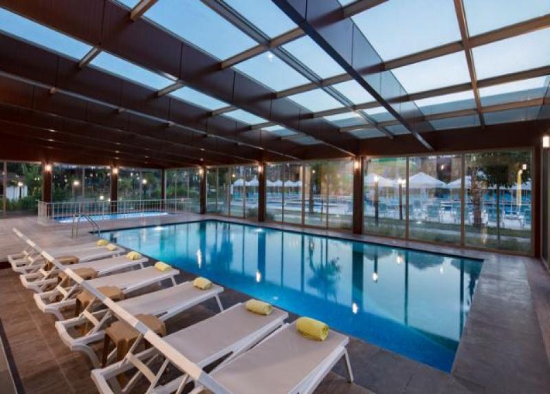 Dosinia Luxury Resort Hotel