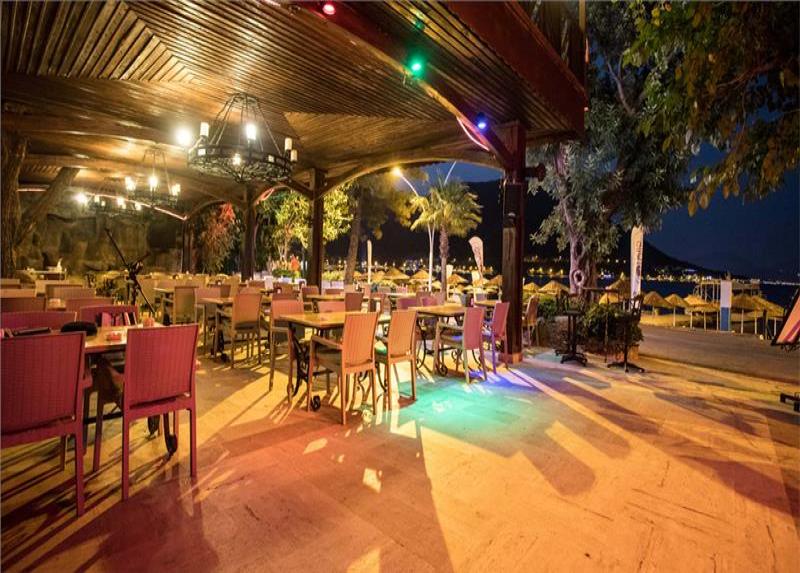 Golmar Beach Hotel