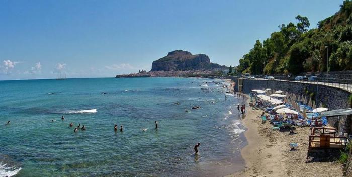 Santa Lucia e le Sabbie D'oro