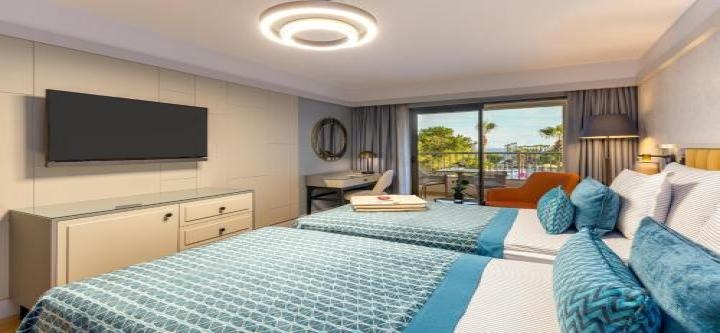 Barut Arum Collection