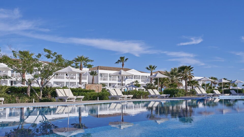Sandy Beach Resort