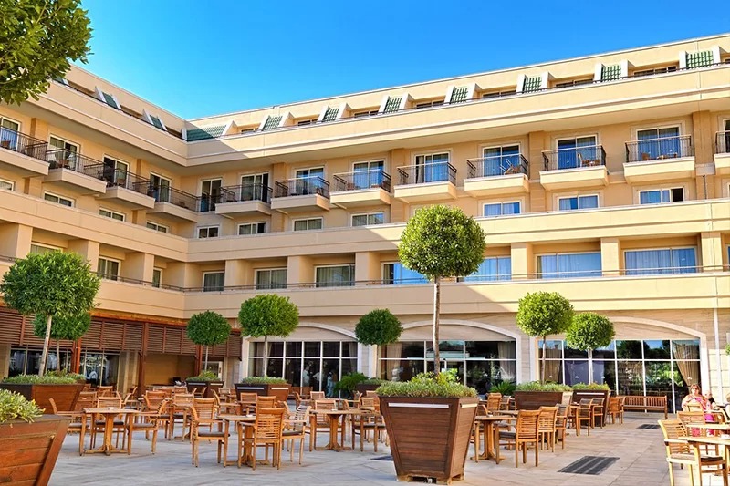 Crystal De Luxe Resort & Spa Hotel