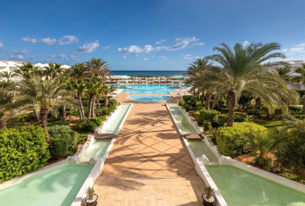 Radisson Blu Palace Resort & Thalasso