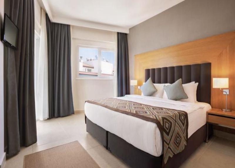 Ramada Hotel & Suites Hotel