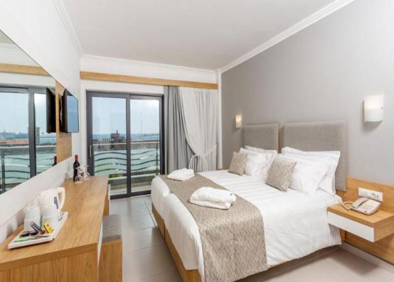 Rhodes Horizon City Hotel