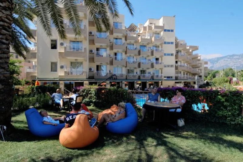 Viking Nona Beach Hotel