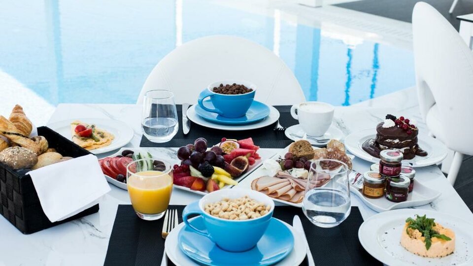 Crystal Villas and Suites