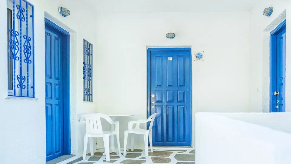 Faros Apartments