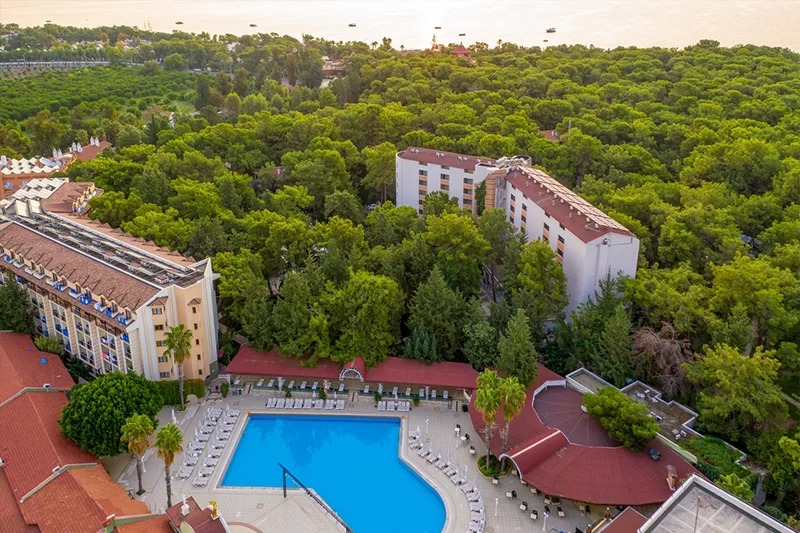 Armas Kaplan Paradise Hotel
