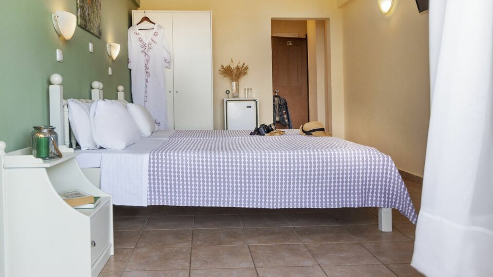 Julia Hotel