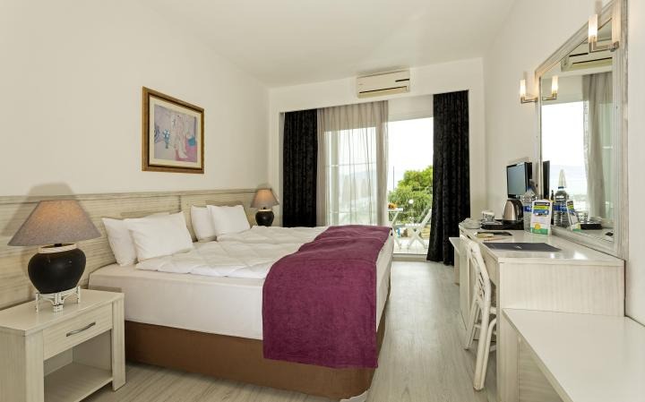 Charm Beach Hotel