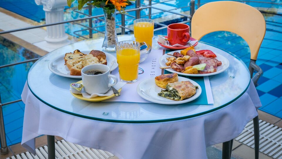 Sirines Hotel 