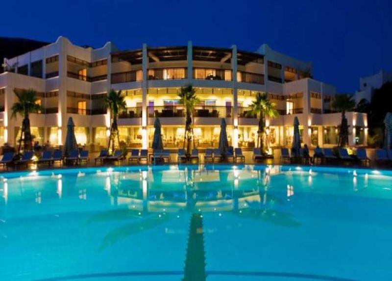 Latanya Park Resort Hotel