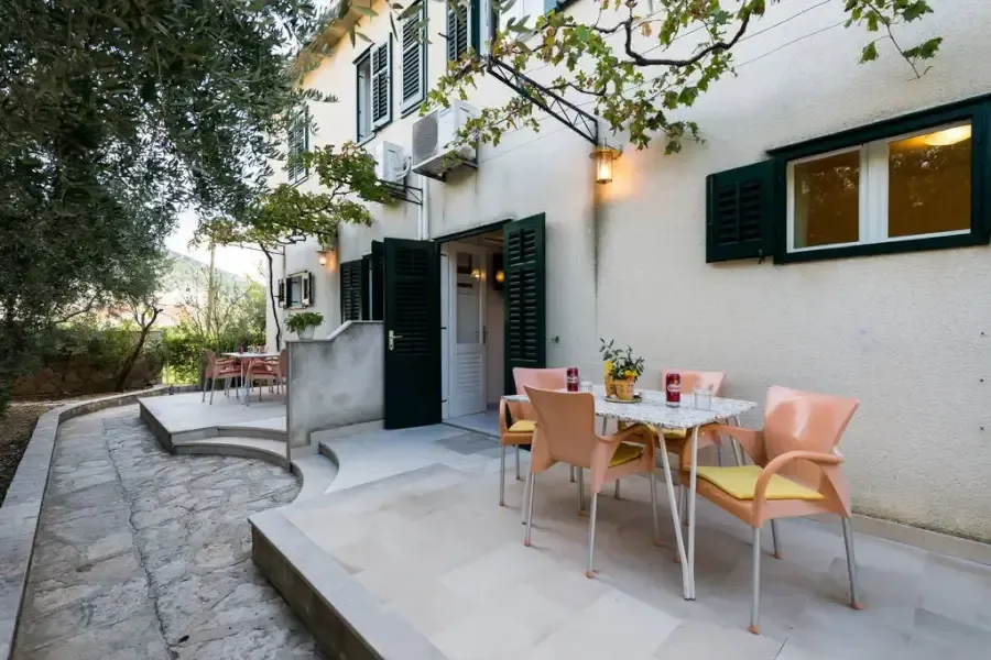 Apartman Dina