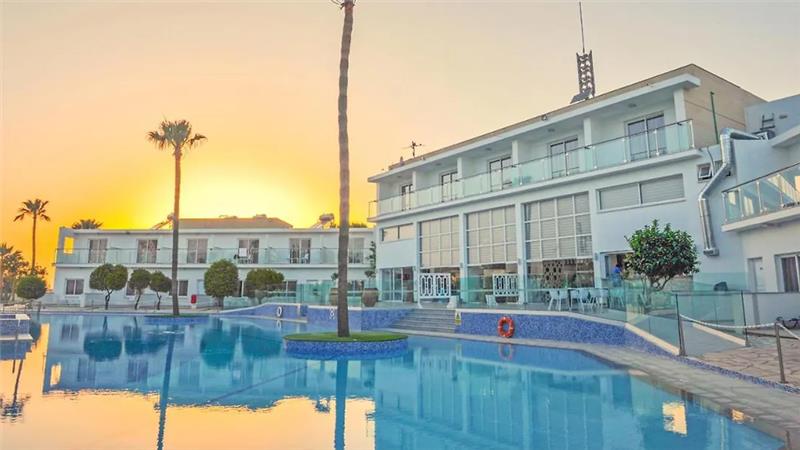 Fedrania Gardens Hotel
