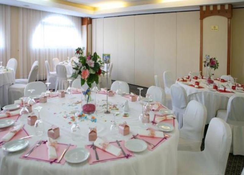 Navarria Hotel