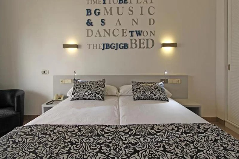 Hotel Pamplona BG
