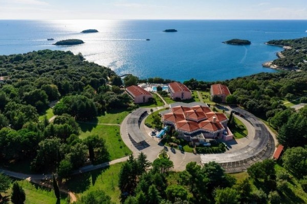 Hotelsko Naselje Funtana