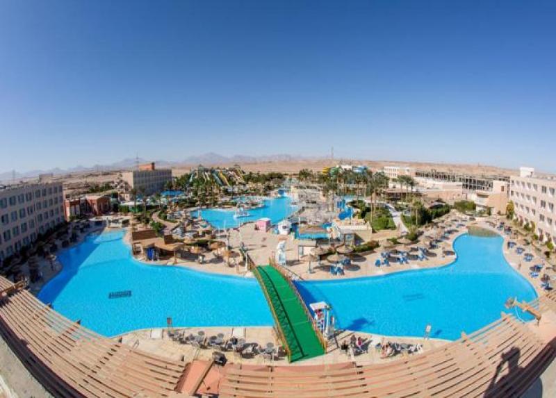 Titanic Beach Hotel