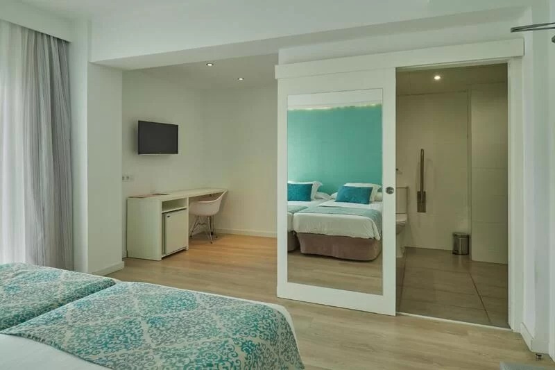 BQ Apollo Hotel