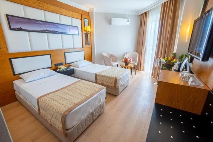 Aydinbey Gold Dream Hotel