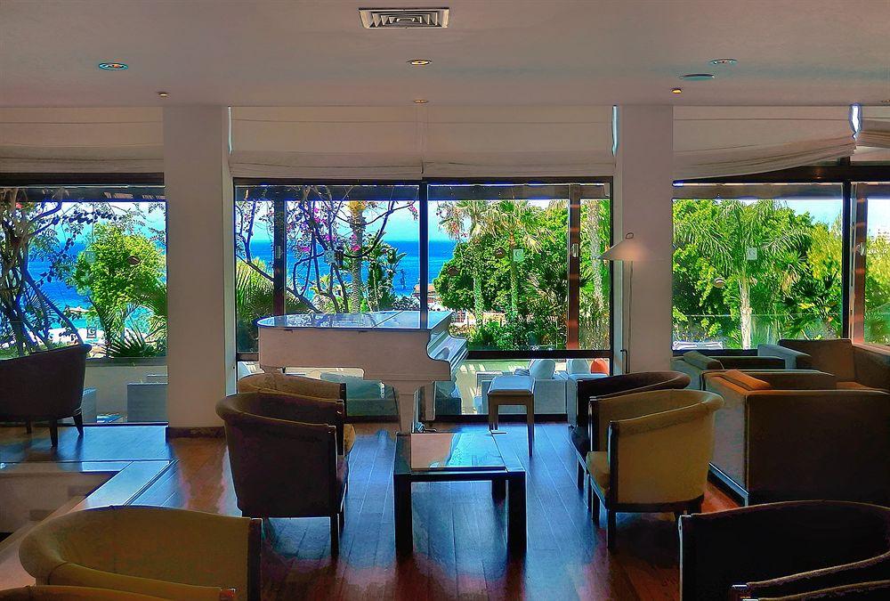 Grecian Sands Hotel