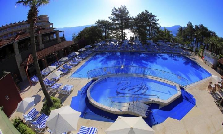 Hotel Labranda Mares