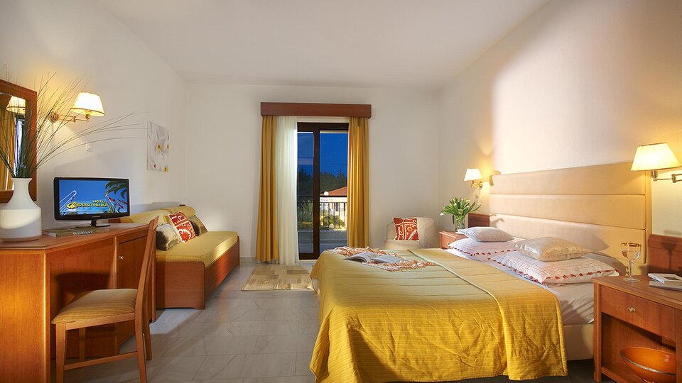 Hotel Chrousso Village