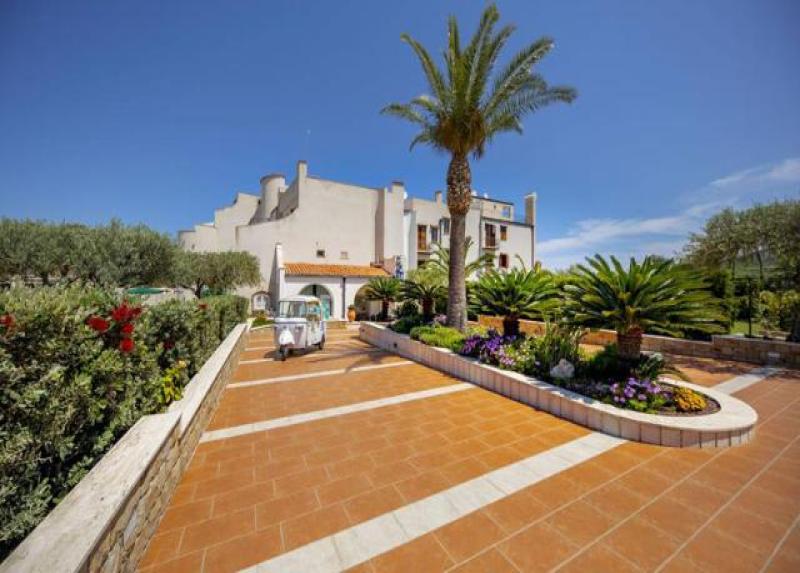 Baia Del Capitano Hotel