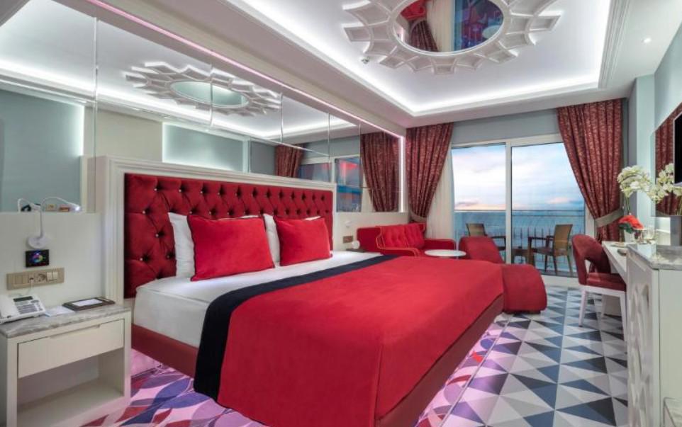 Granada Luxury Beach
