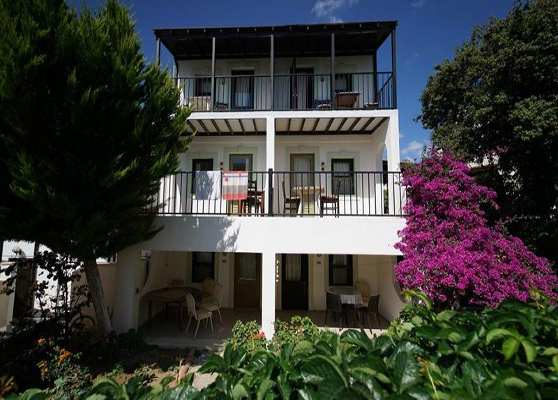 Salinas Beach Hotel