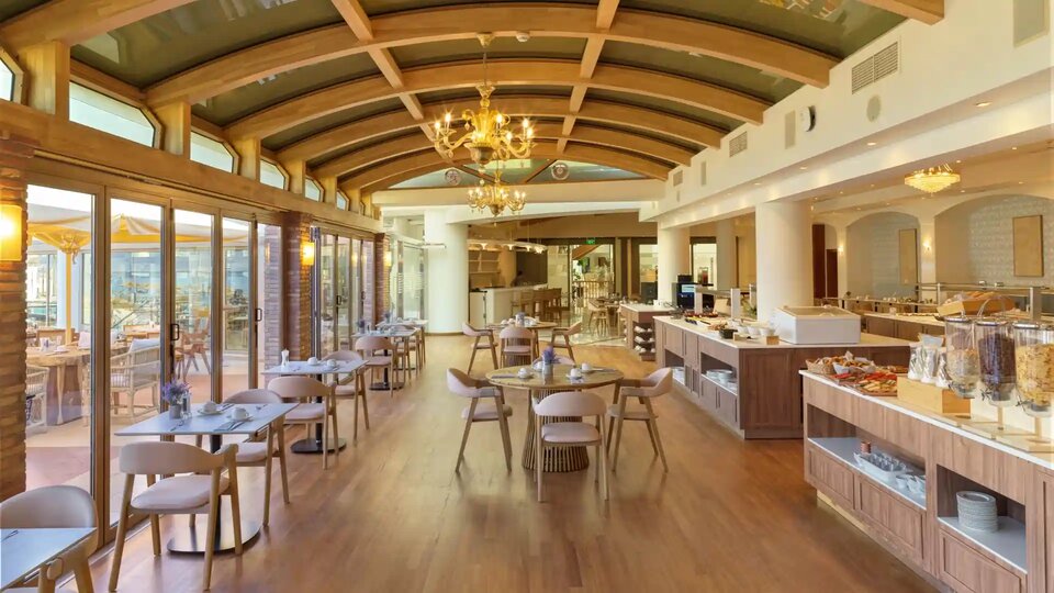 Seafos Luxury Resort and Spa