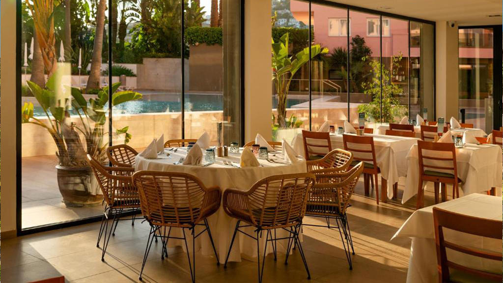 Aqua Hotel The Breeze and Spa