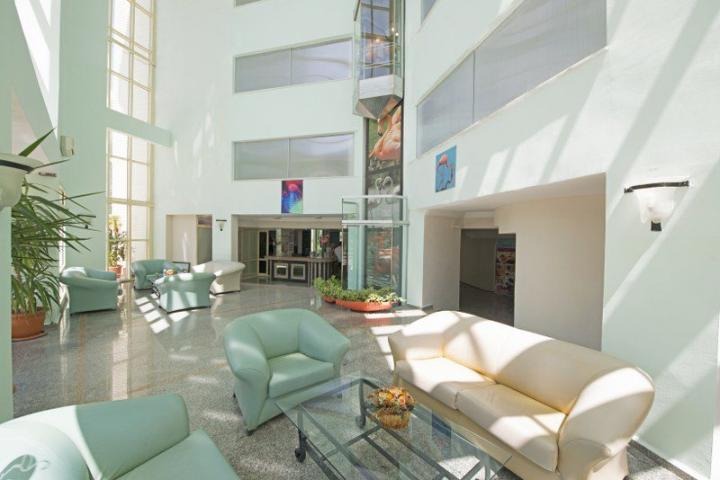 Hotel Flamingo Beach
