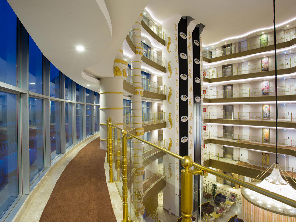 Water Side Resort and Spa