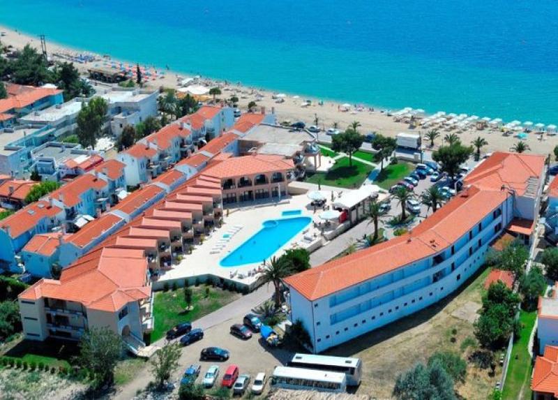 Toroni Blue Sea Hotel