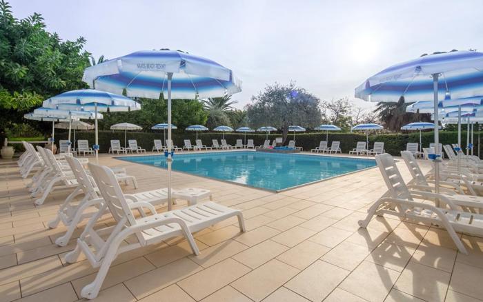 UNAHOTELS Naxos Beach
