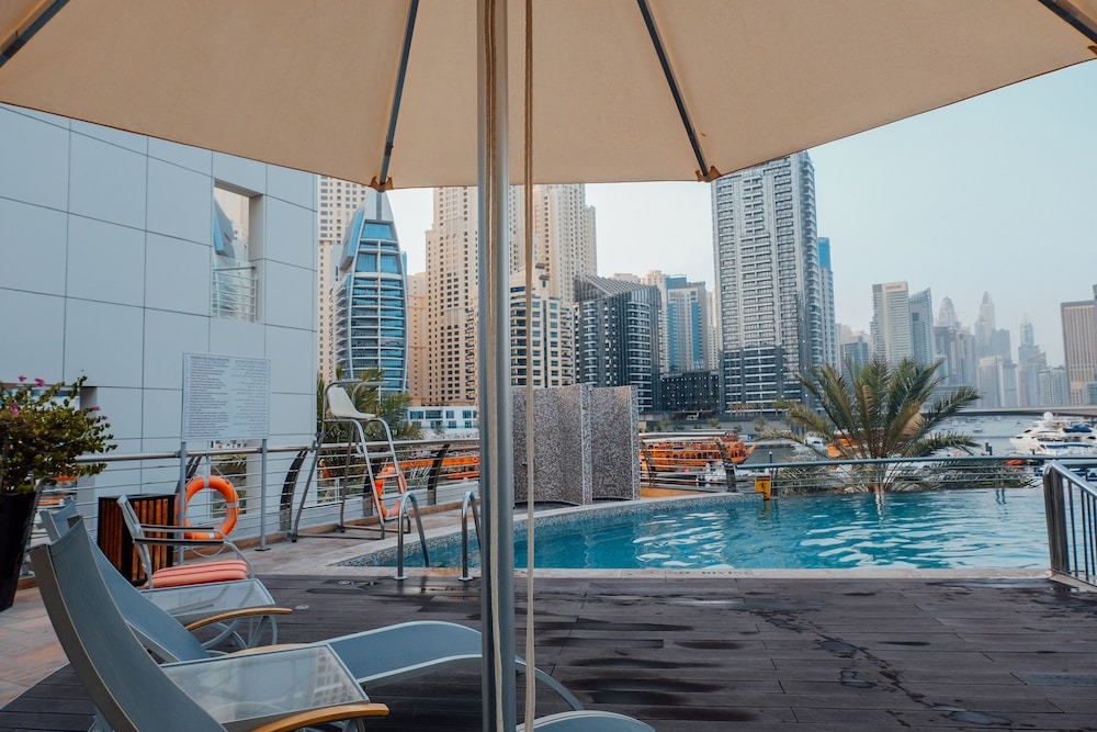 Signature Hotel Apartments & Spa Marina