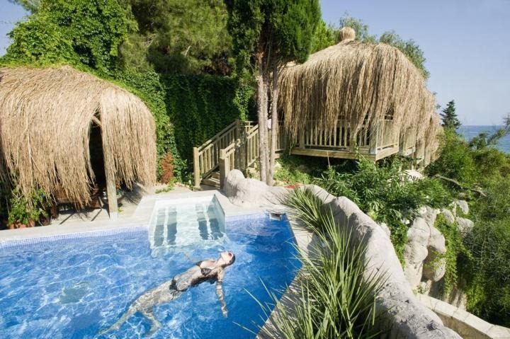 Sunrise Queen Resort & Spa
