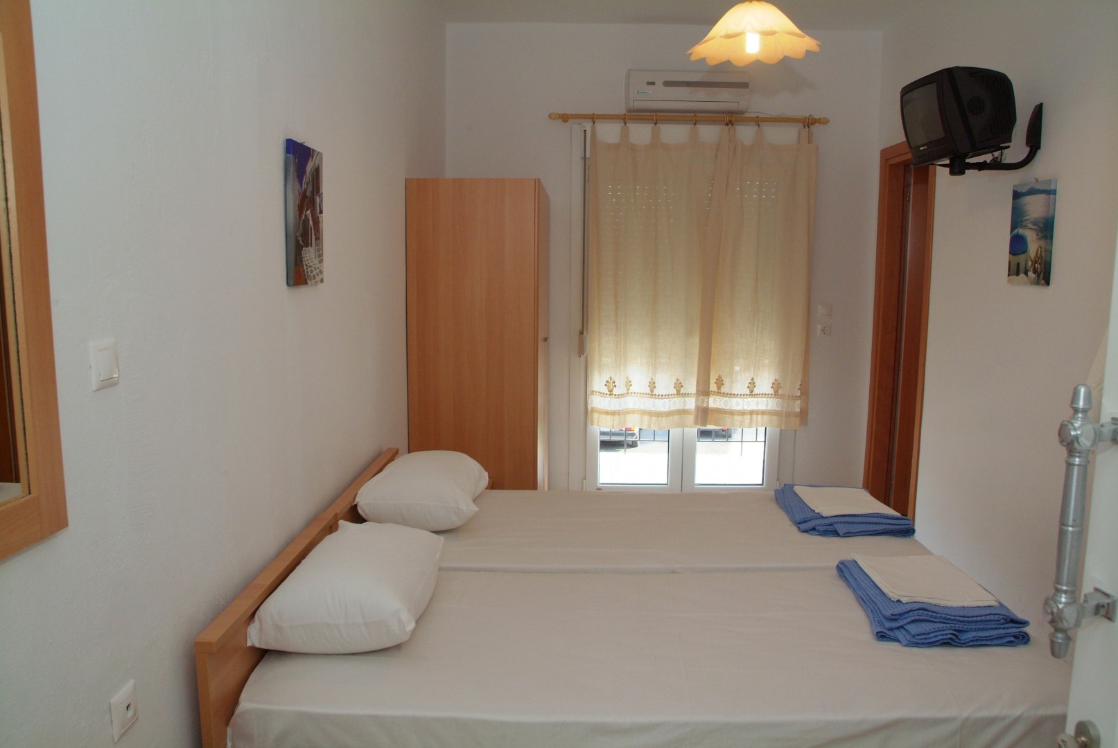Apartmani i Studija Liotrivi Beach