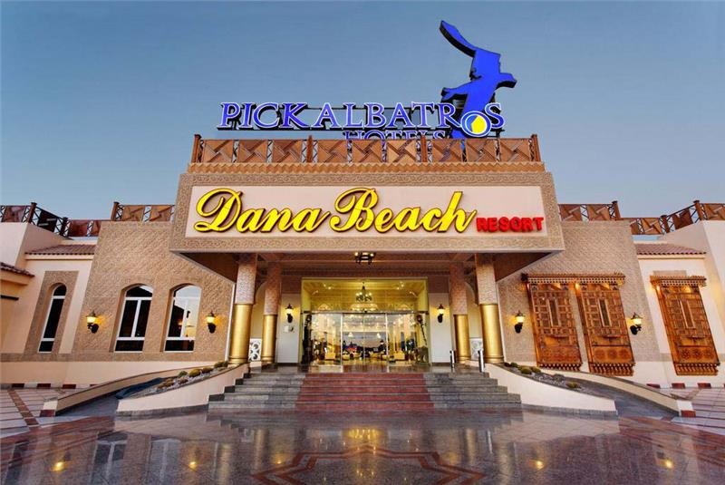 Pick Albatros Dana Beach Resort