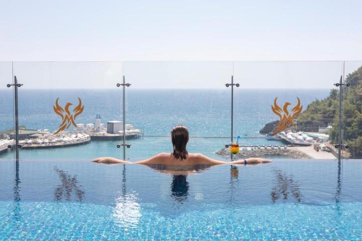 Mylome Luxury Hotel & Resort