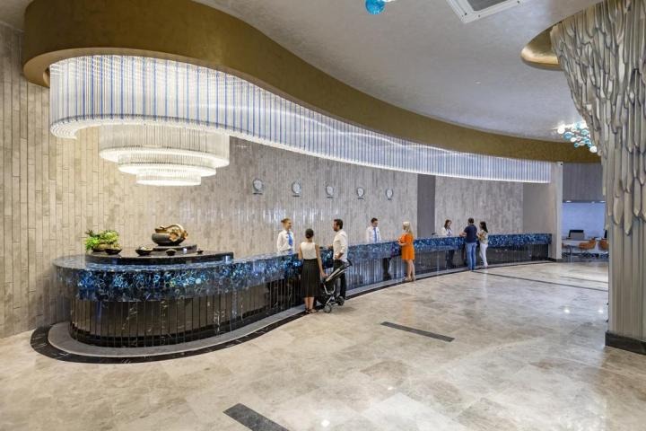 Royal Seginus Hotel