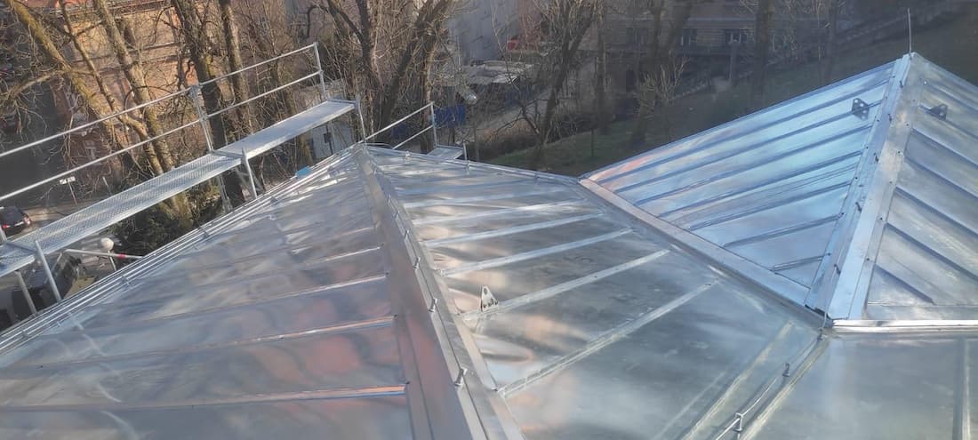 Obnova krova na Kinu Tuškanac