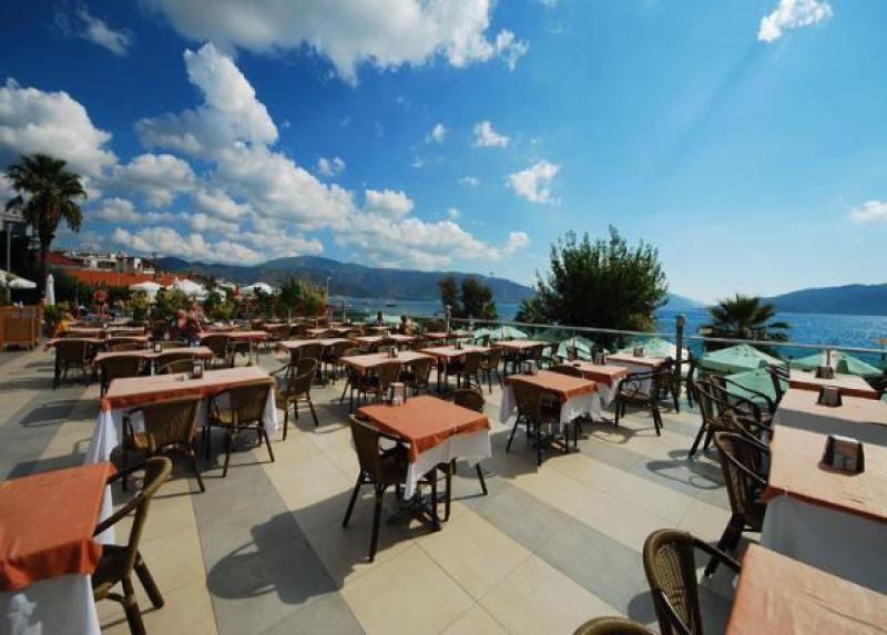 Pasa Beach Hotel
