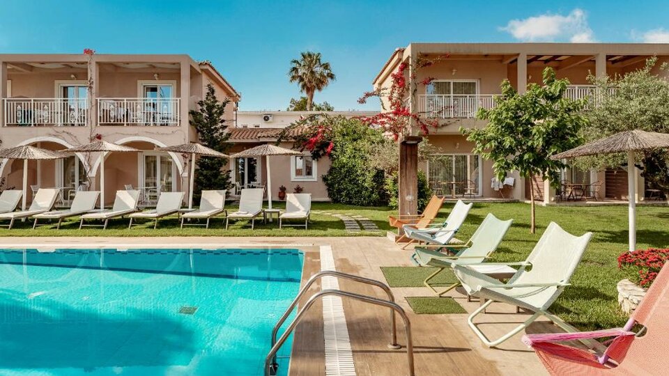 Aeolos Boutique Hotel & Suites