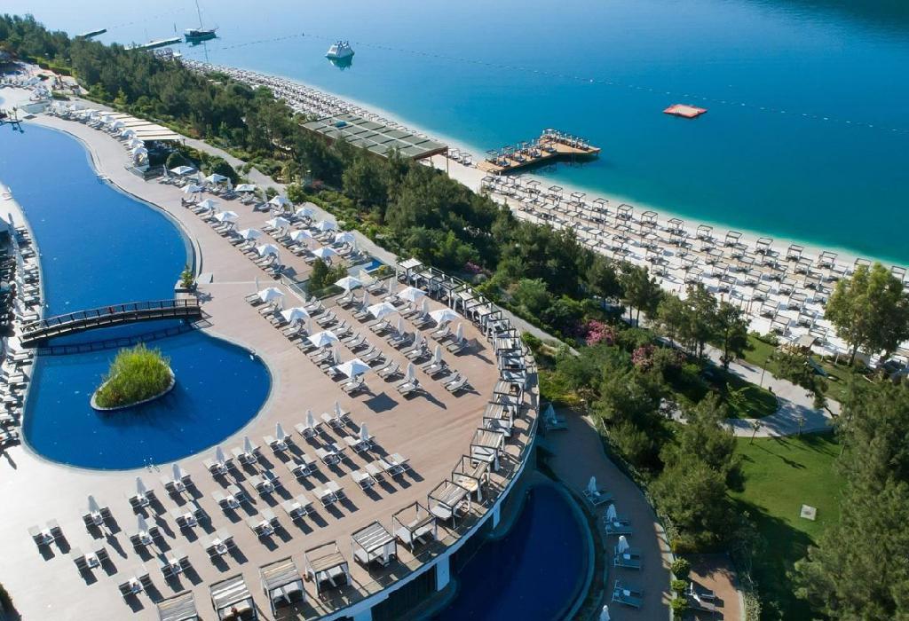 Titanic Luxury Collection Bodrum