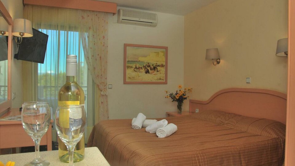 Hotel Chrousso Village