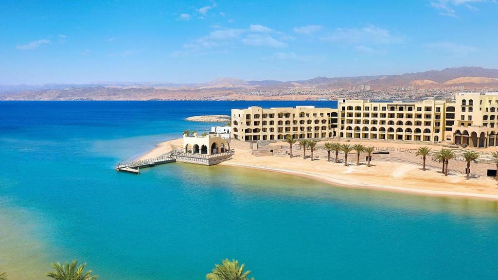 Al Manara Luxury Collection Hotel