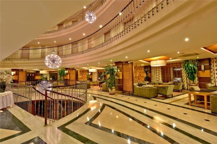 Side Star Park Hotel